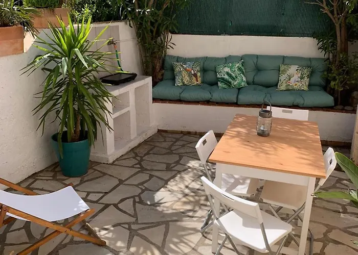 公寓 Bright With Small Terrace Fréjus